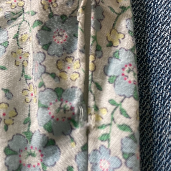 Guess jeans white with blue and yellow flower pattern tank top - Picture 5 of 5